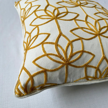 Lotus bloom - Cushion Cover