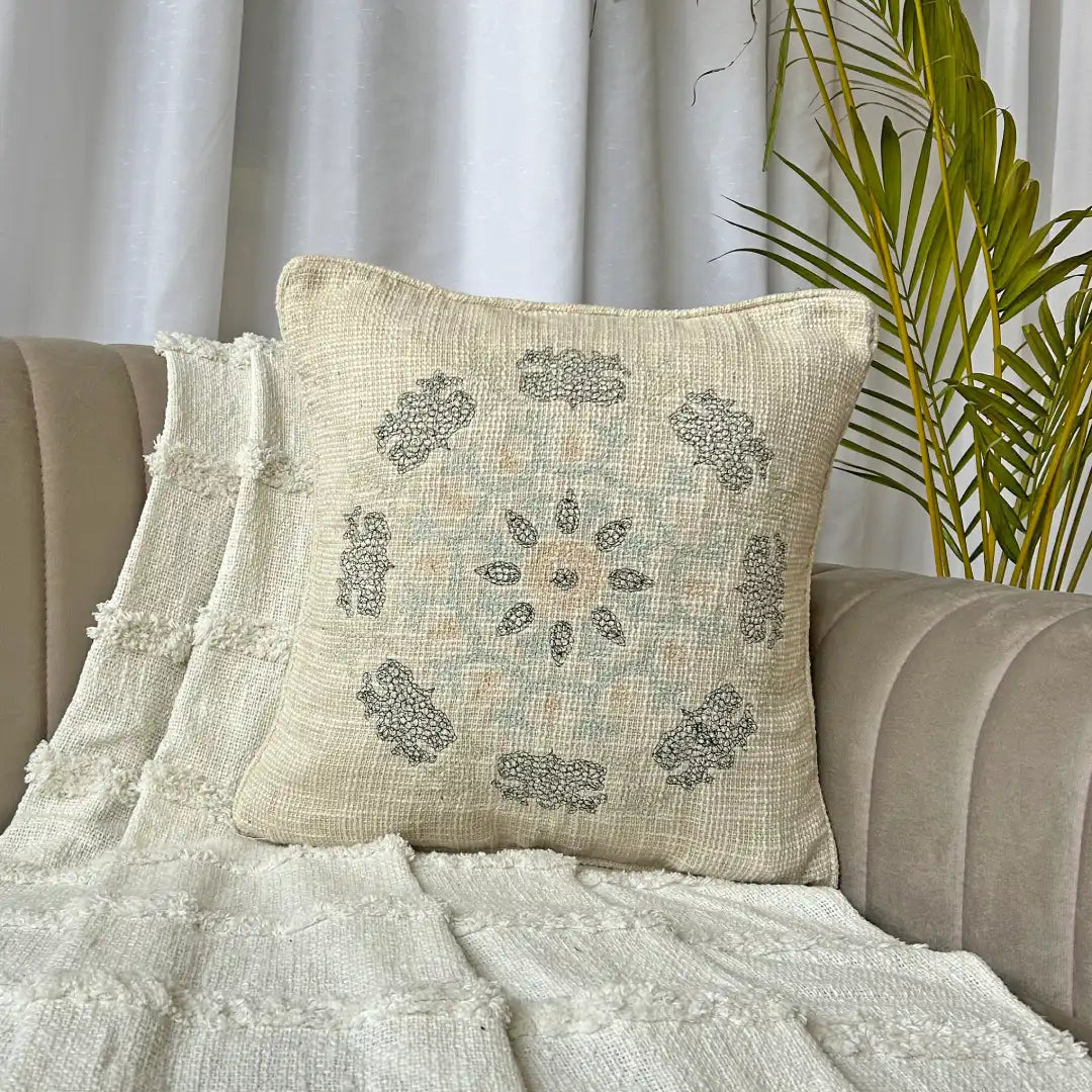 Mandala magic - Premium Cushion Cover