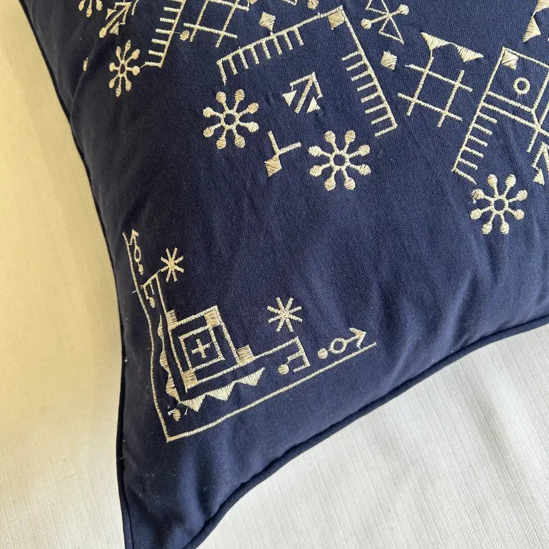 Blue bliss - Premium Cushion Cover