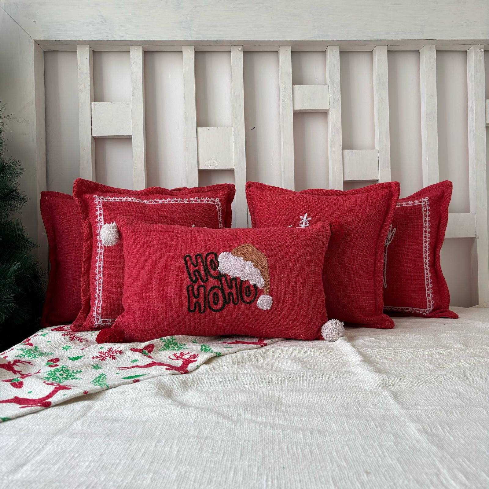 Cotton Embroidered Cushion Cover, 40cm X 40cm (16" X 16")