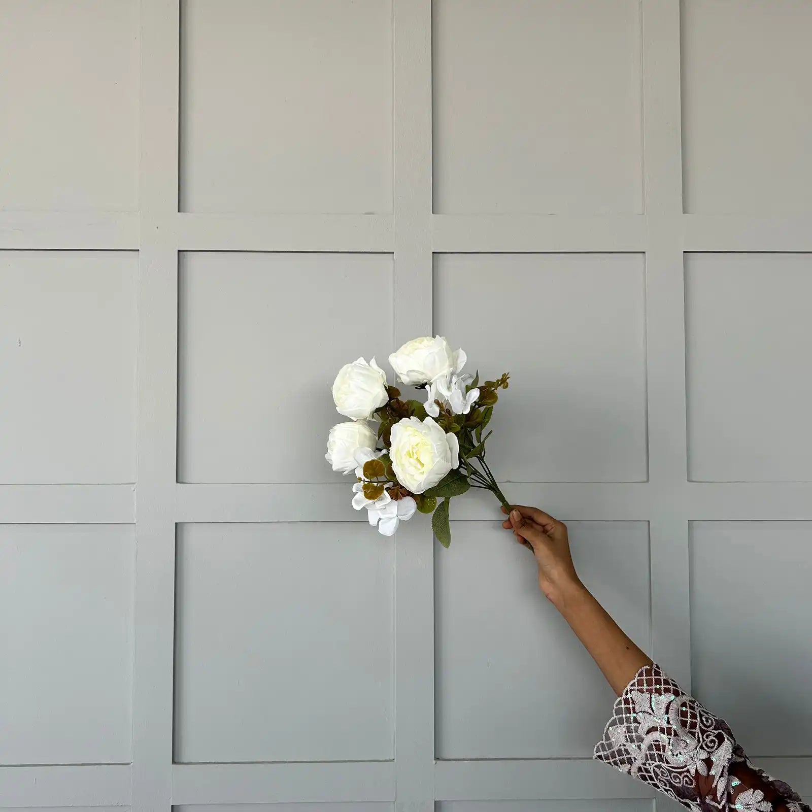 Artificial Flowers & Plants