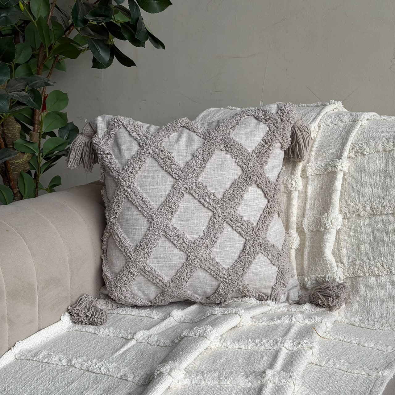 Tufted Cushion Cover