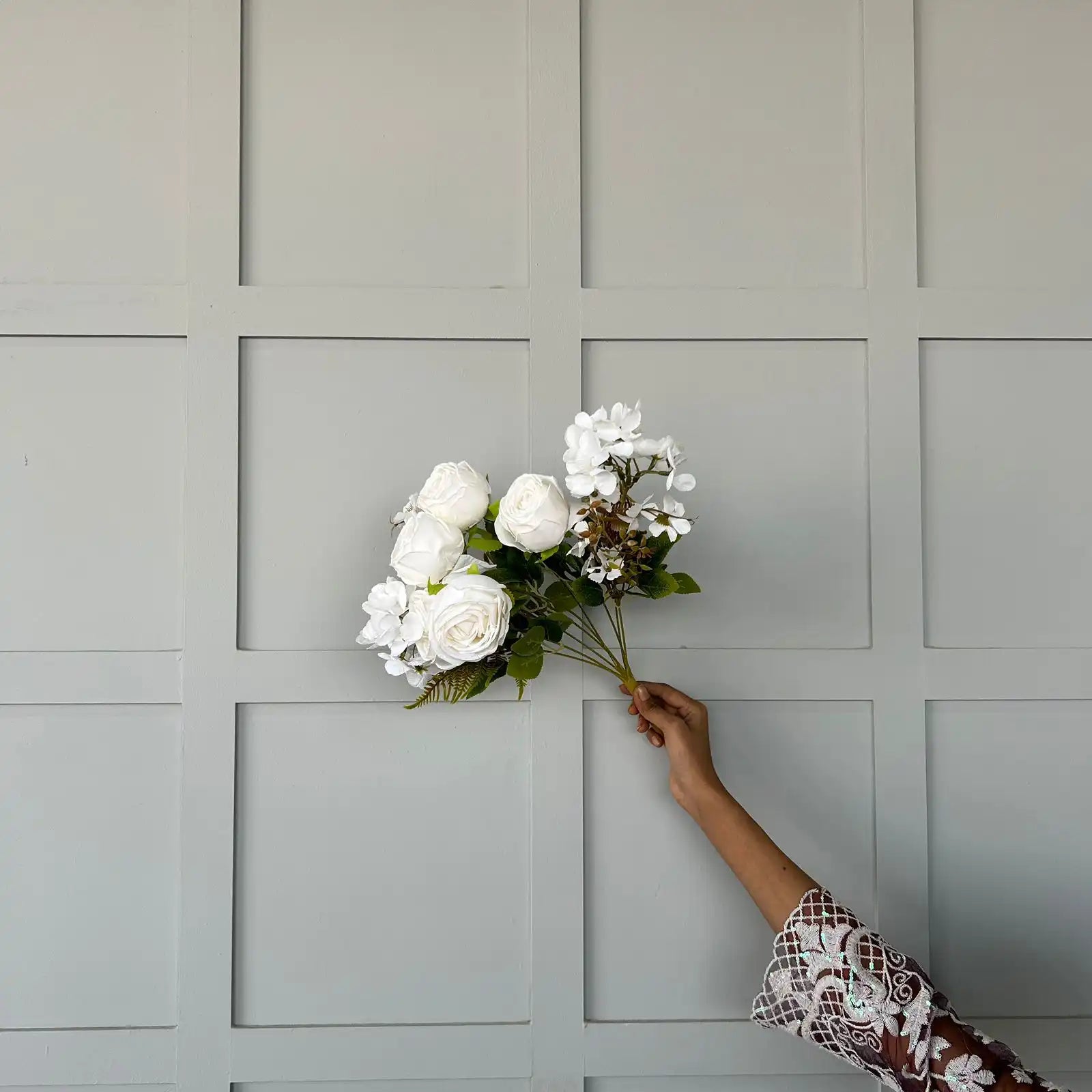 Artificial Flowers & Plants