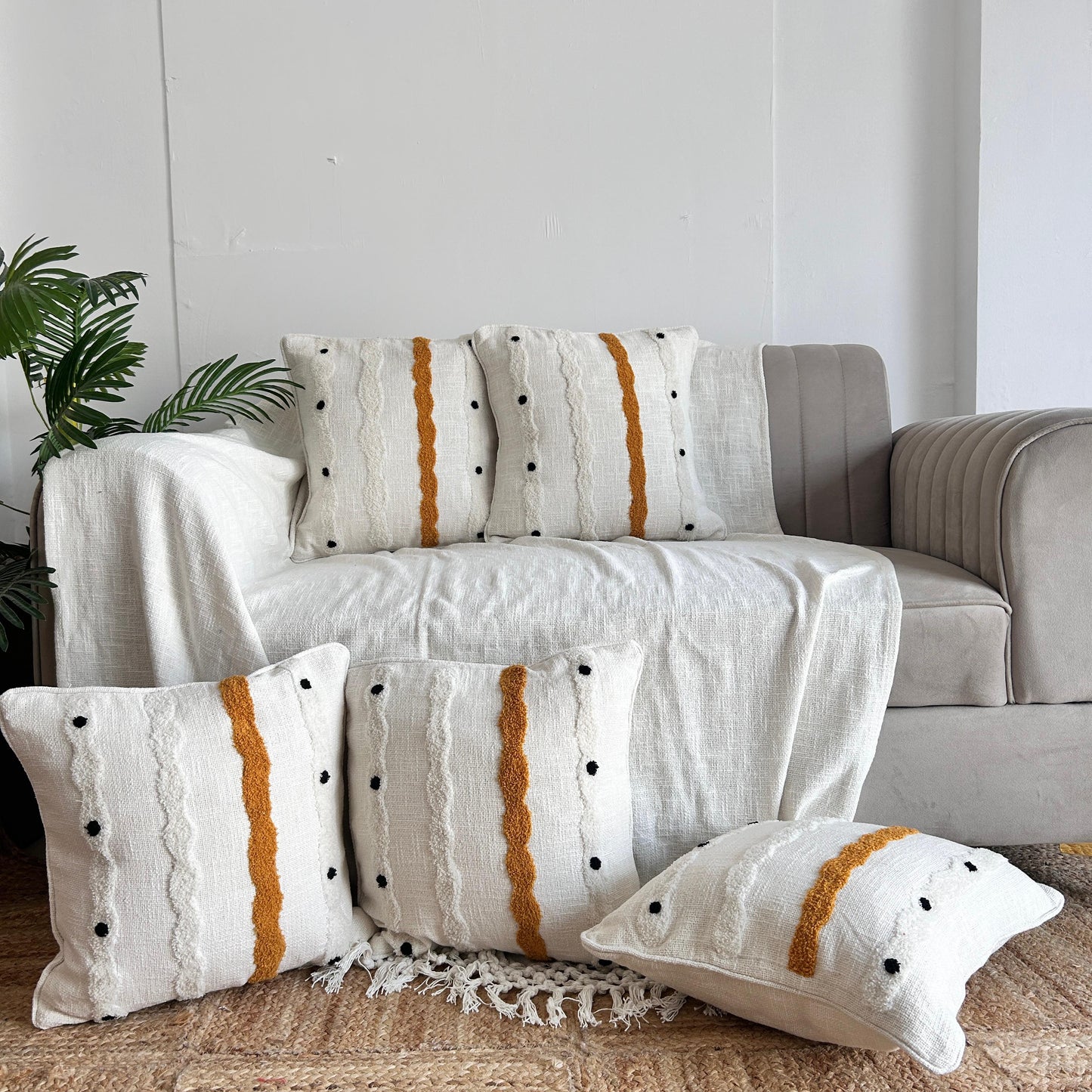 Slub-cotton Tufted Cushion Cover, 40cm X 40cm (16" X 16")