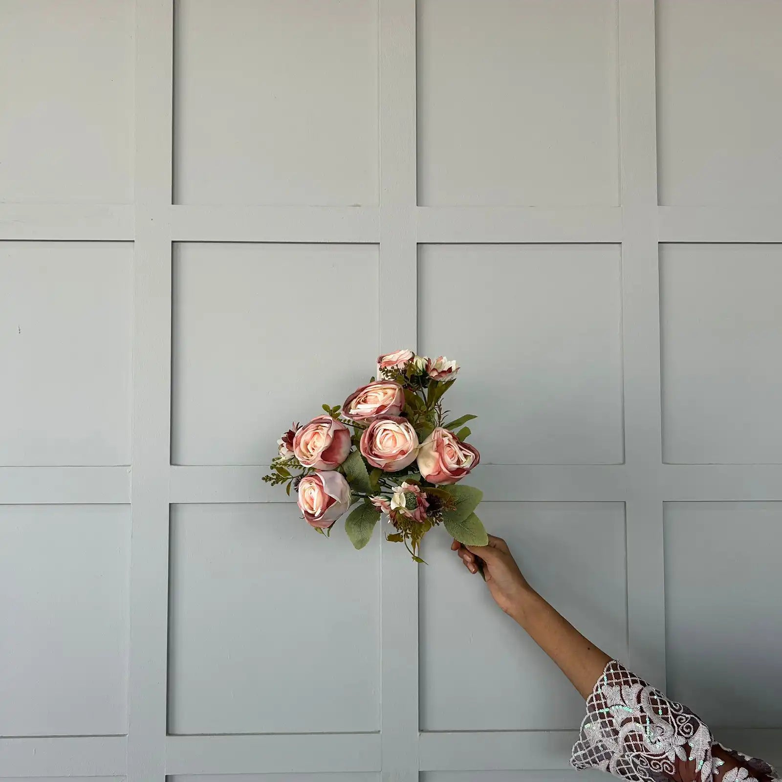 Artificial Flowers & Plants