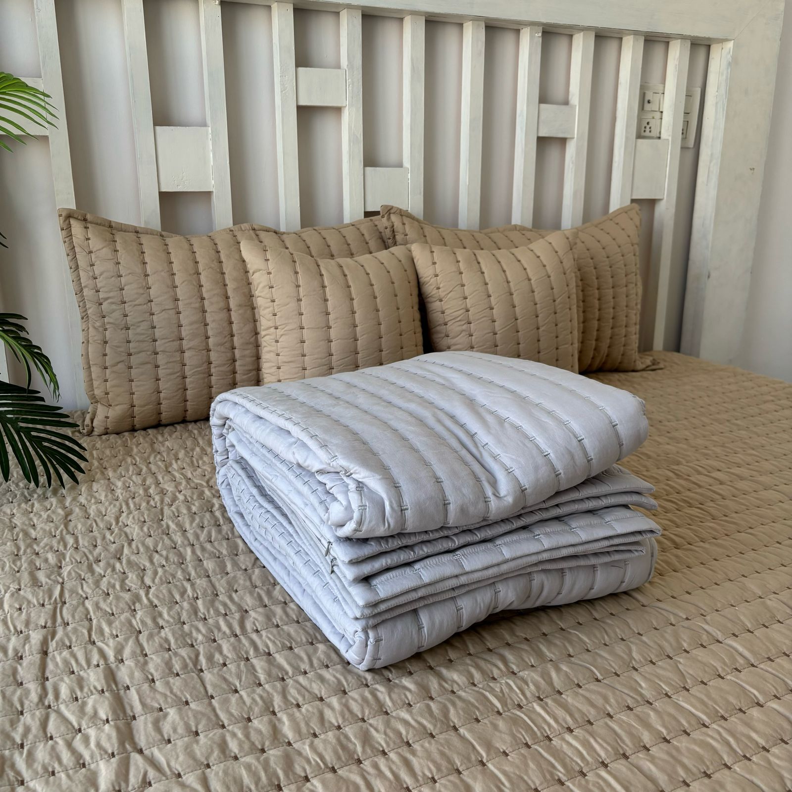 Quilted Premium Bedcover 254cm x 274cm (100" x 108")