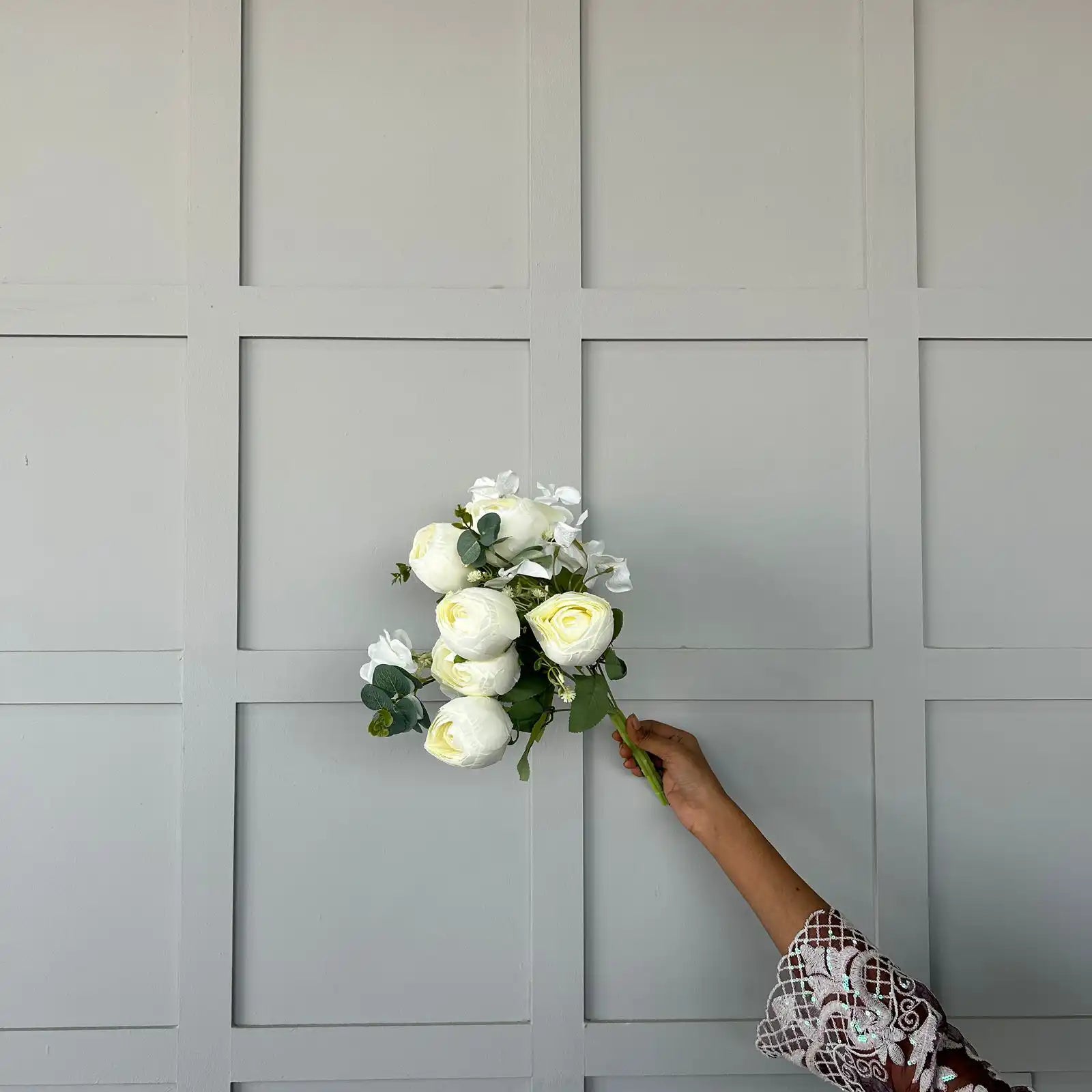 Artificial Flowers & Plants