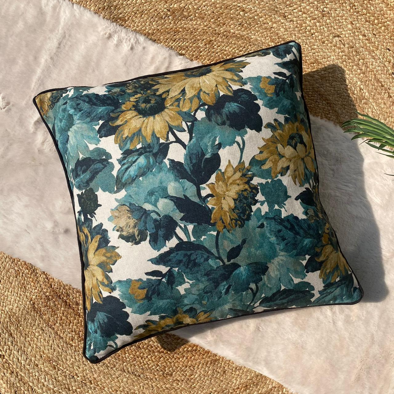 Printed Cushion Cover, 60cm X 60cm (24" X 24")