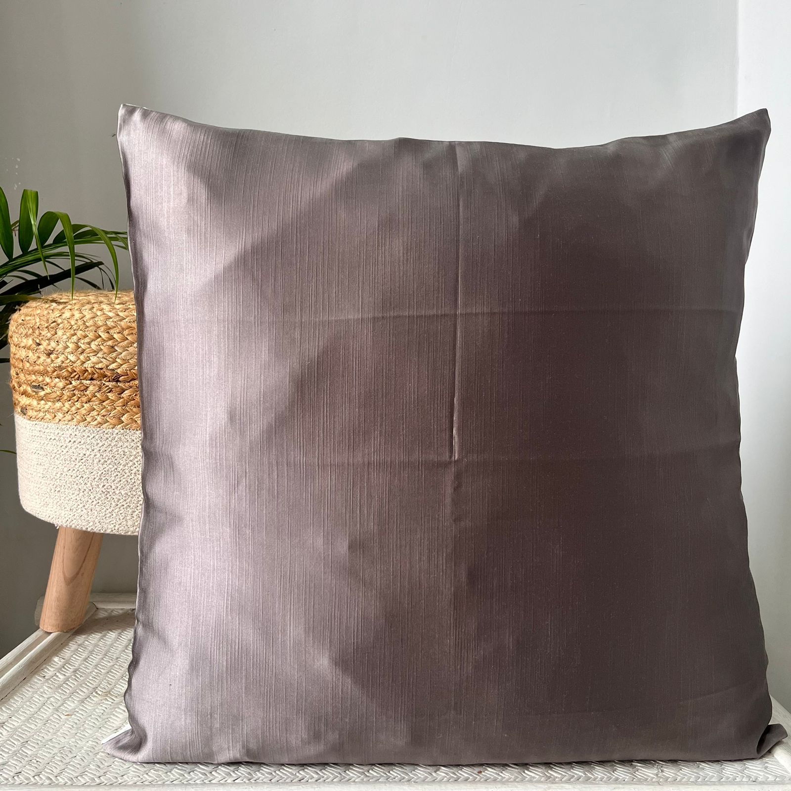 Cushion Cover with size of 60cm X 60cm (24" X 24")