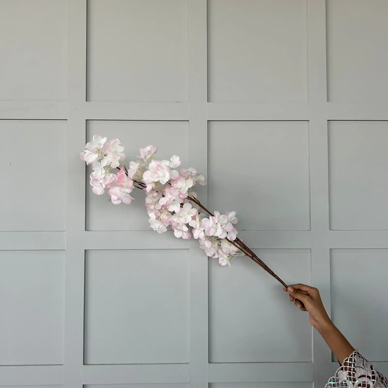 Artificial Flowers & Plants