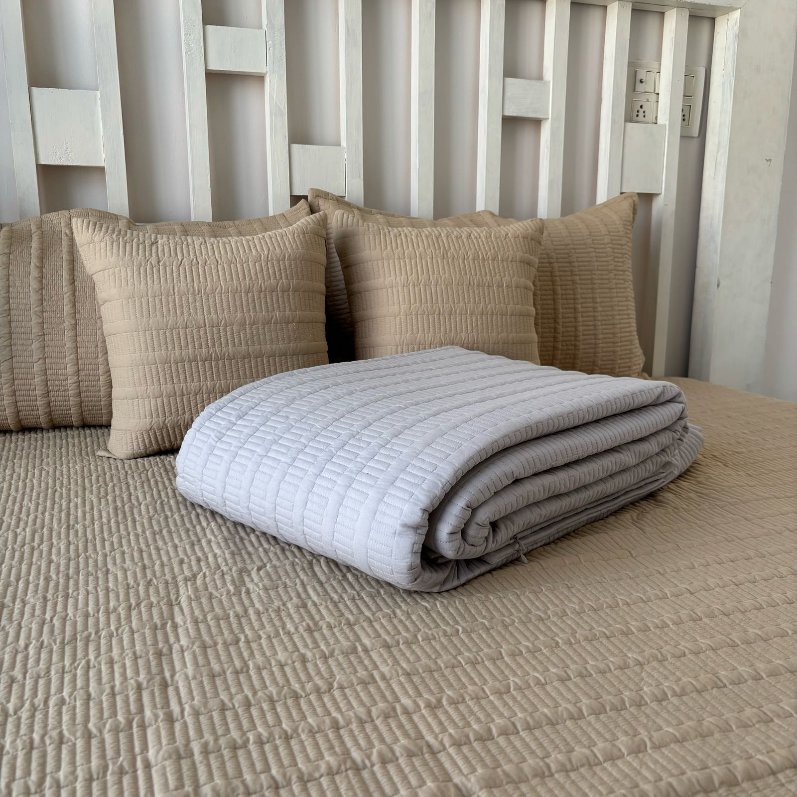 Quilted Premium Bedcover 254cm x 274cm (100" x 108")