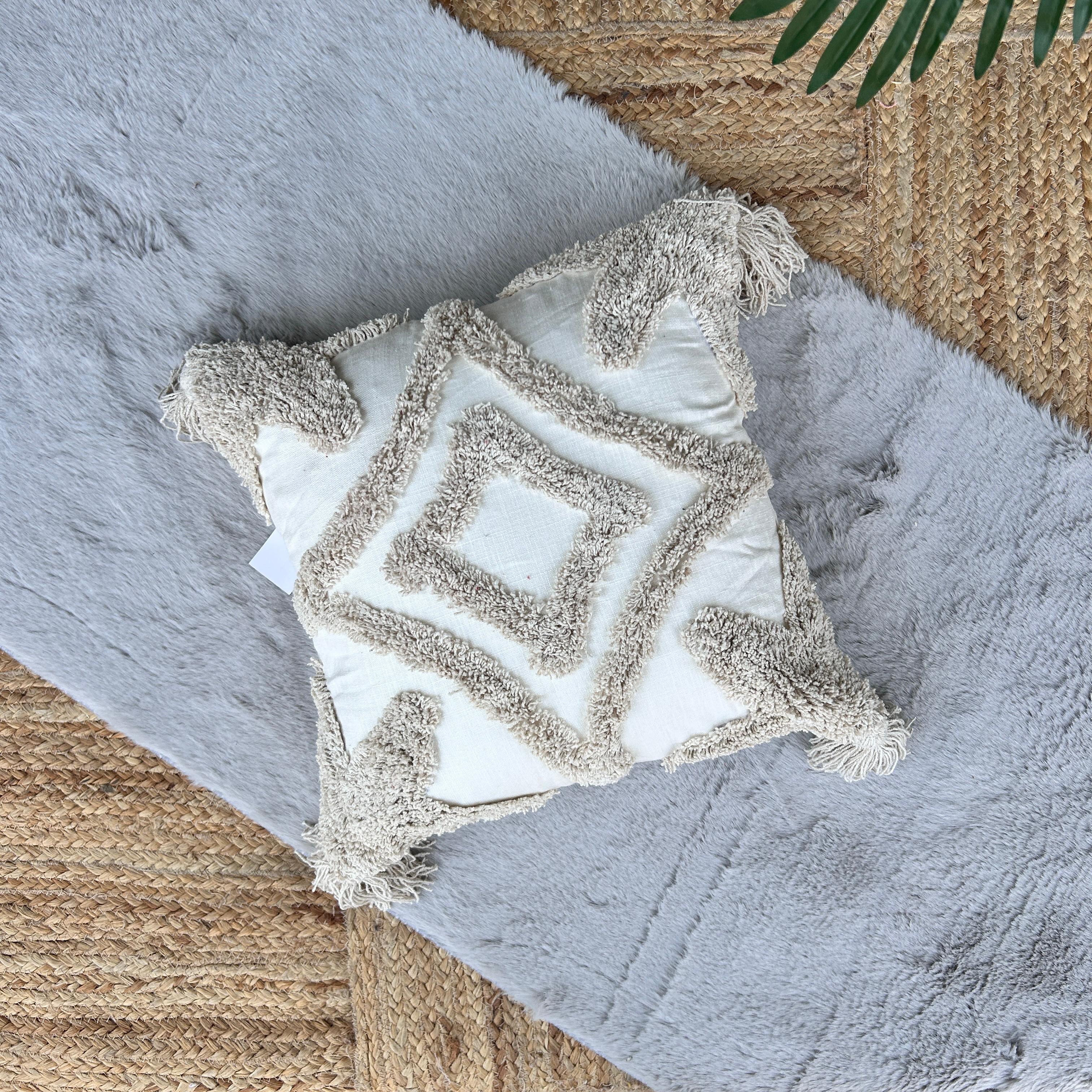 Cotton Tufted Cushion Cover, 40cm X 40cm (16" X 16")