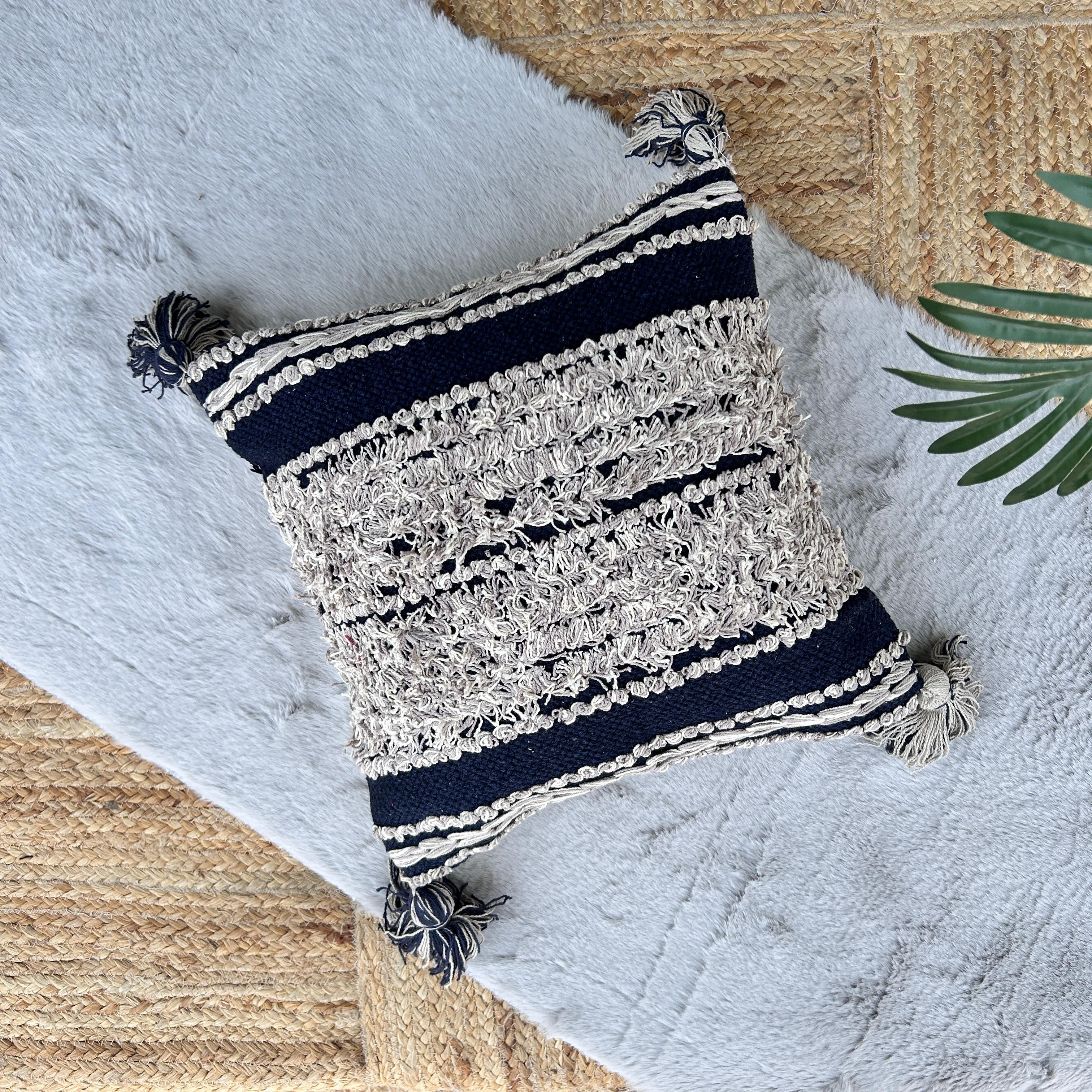 Cotton Tufted Cushion Cover, 40cm X 40cm (16" X 16")