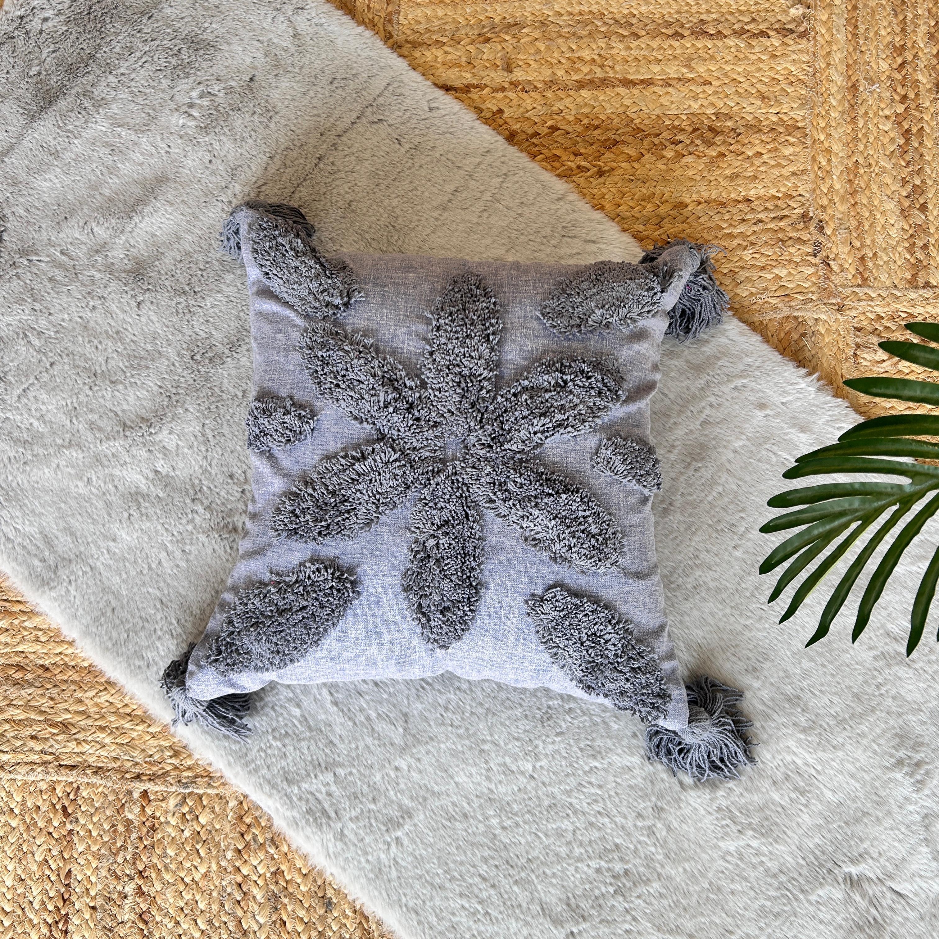Cotton Tufted Cushion Cover, 40cm X 40cm (16" X 16")