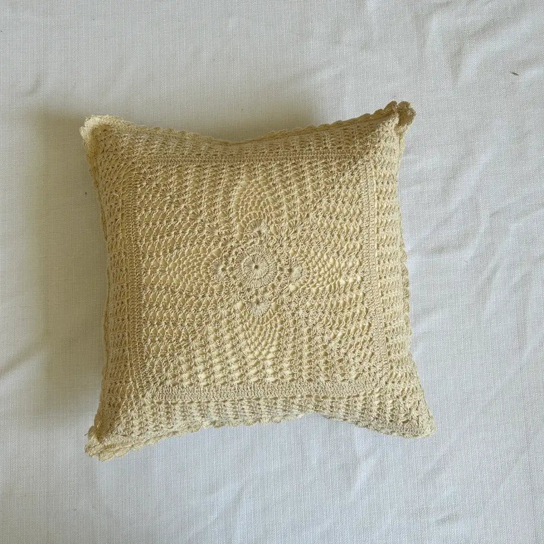 Knit Knot - Premium Cushion Cover