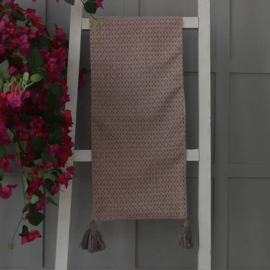 Table Runner