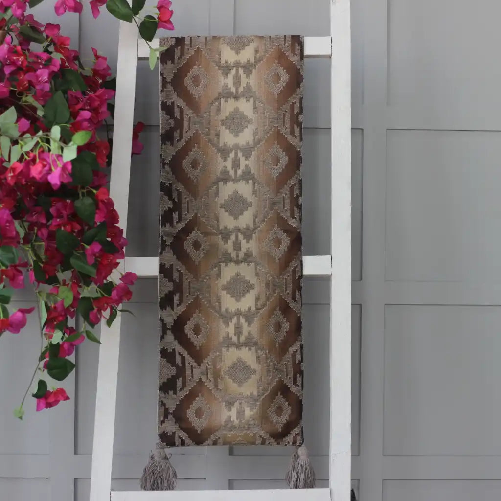 Table Runner