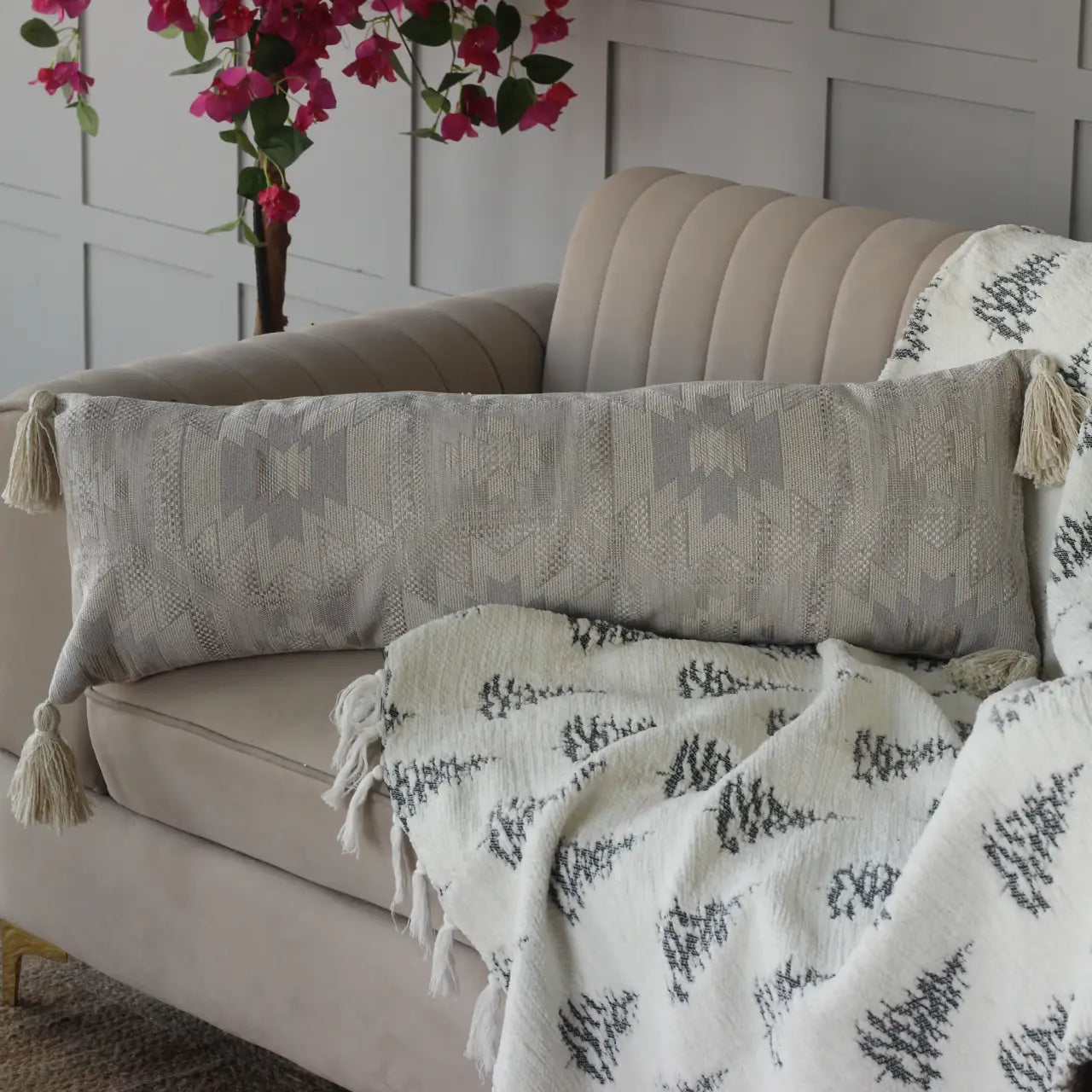 Jacquard Lumbar Cover