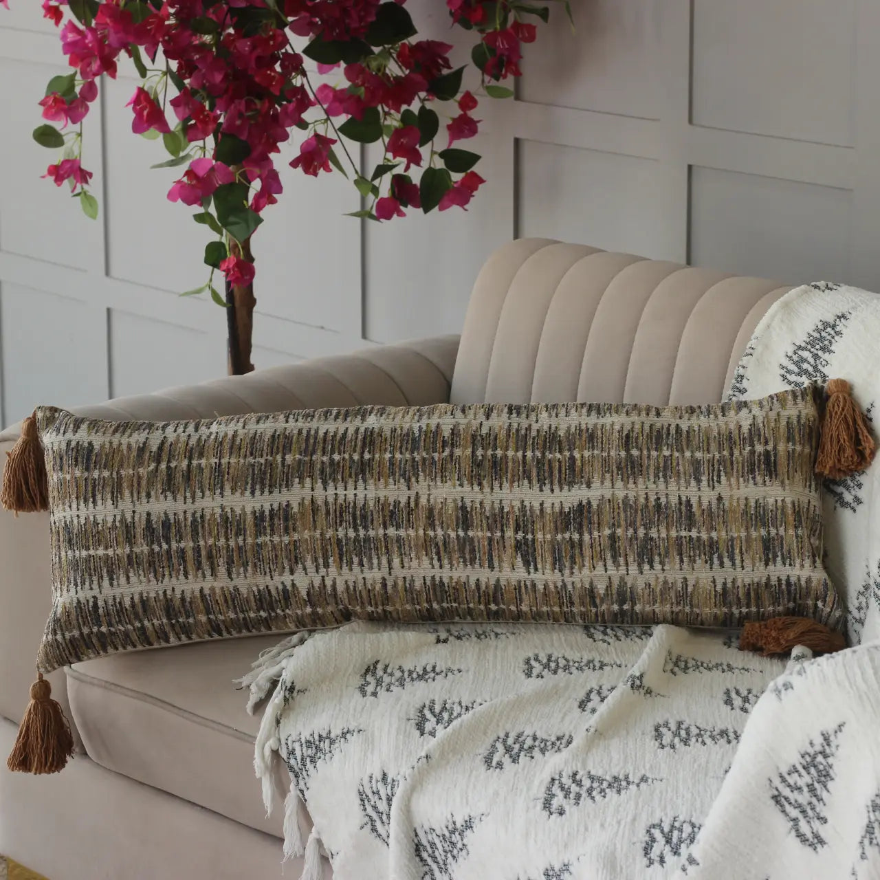 Jacquard Lumbar Cover