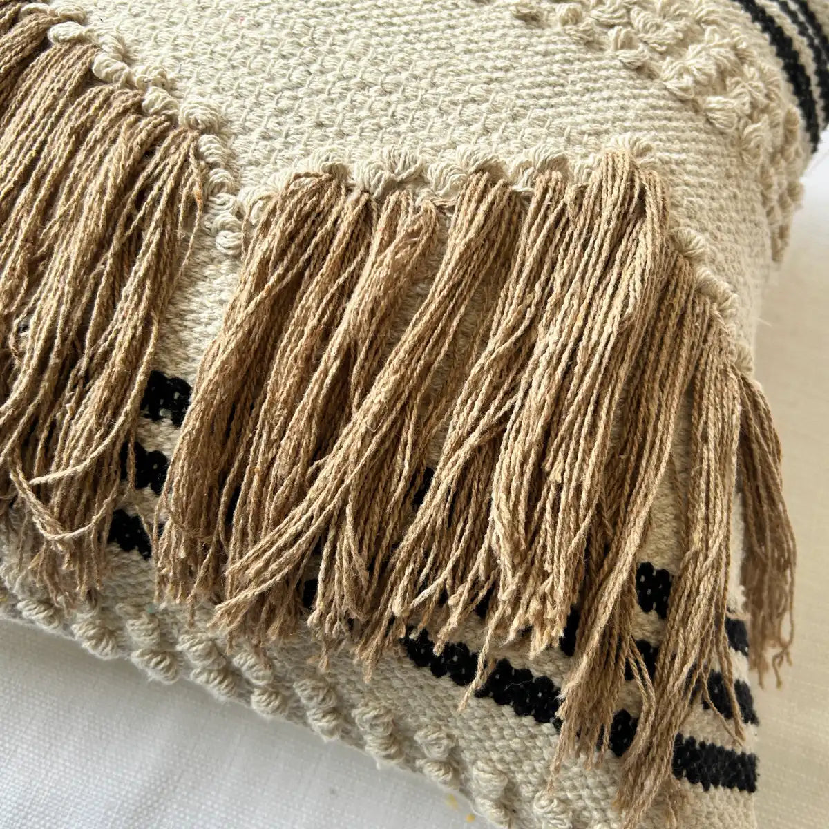 Striped fringe - Premium Cushion Cover