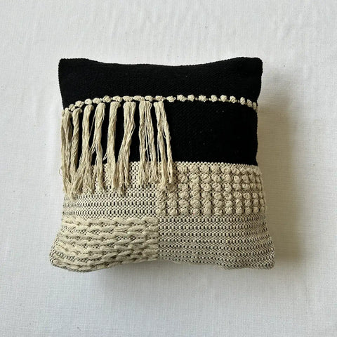 Braided noir fringe - Premium Cushion Cover