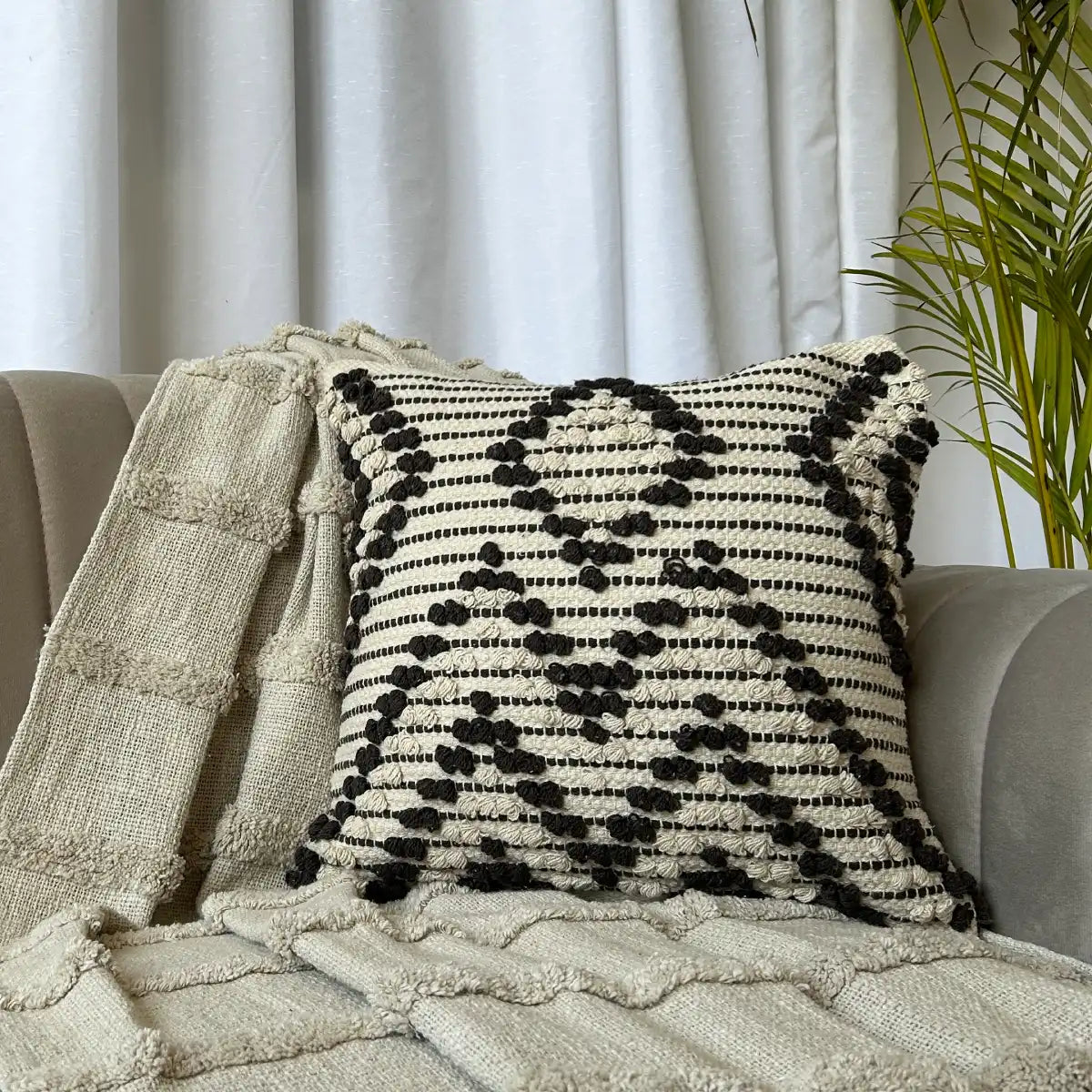 Cocoa Cream knot - Premium Cushion Cover