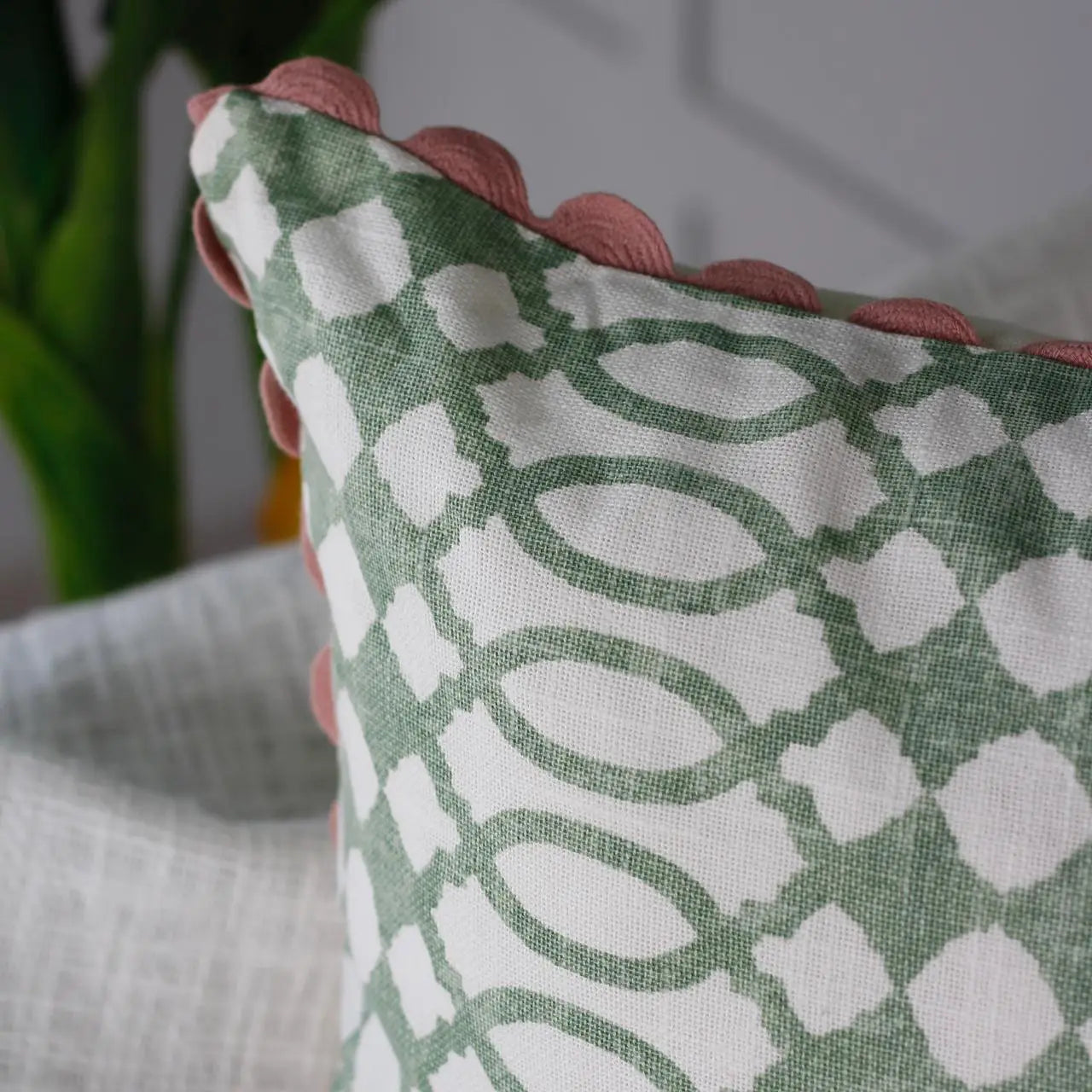 CUSHION COVER