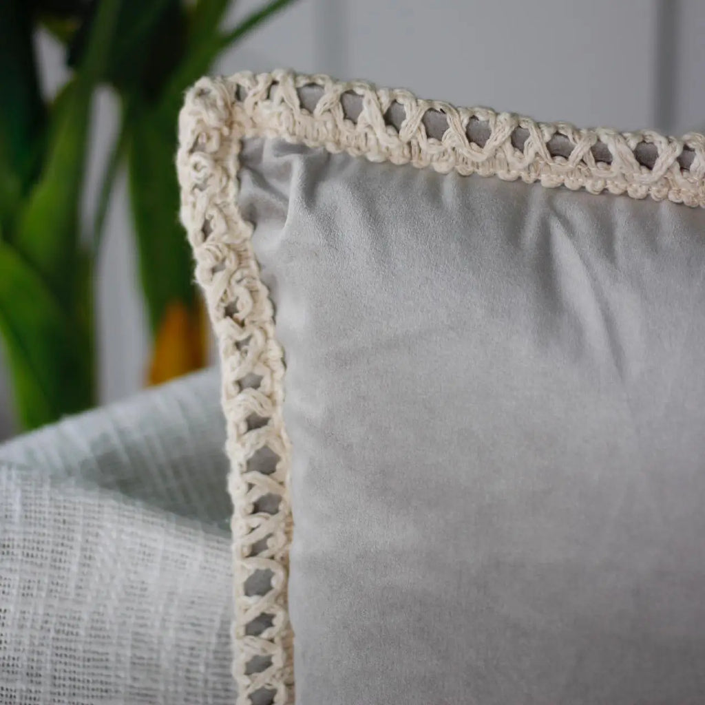 CUSHION COVER