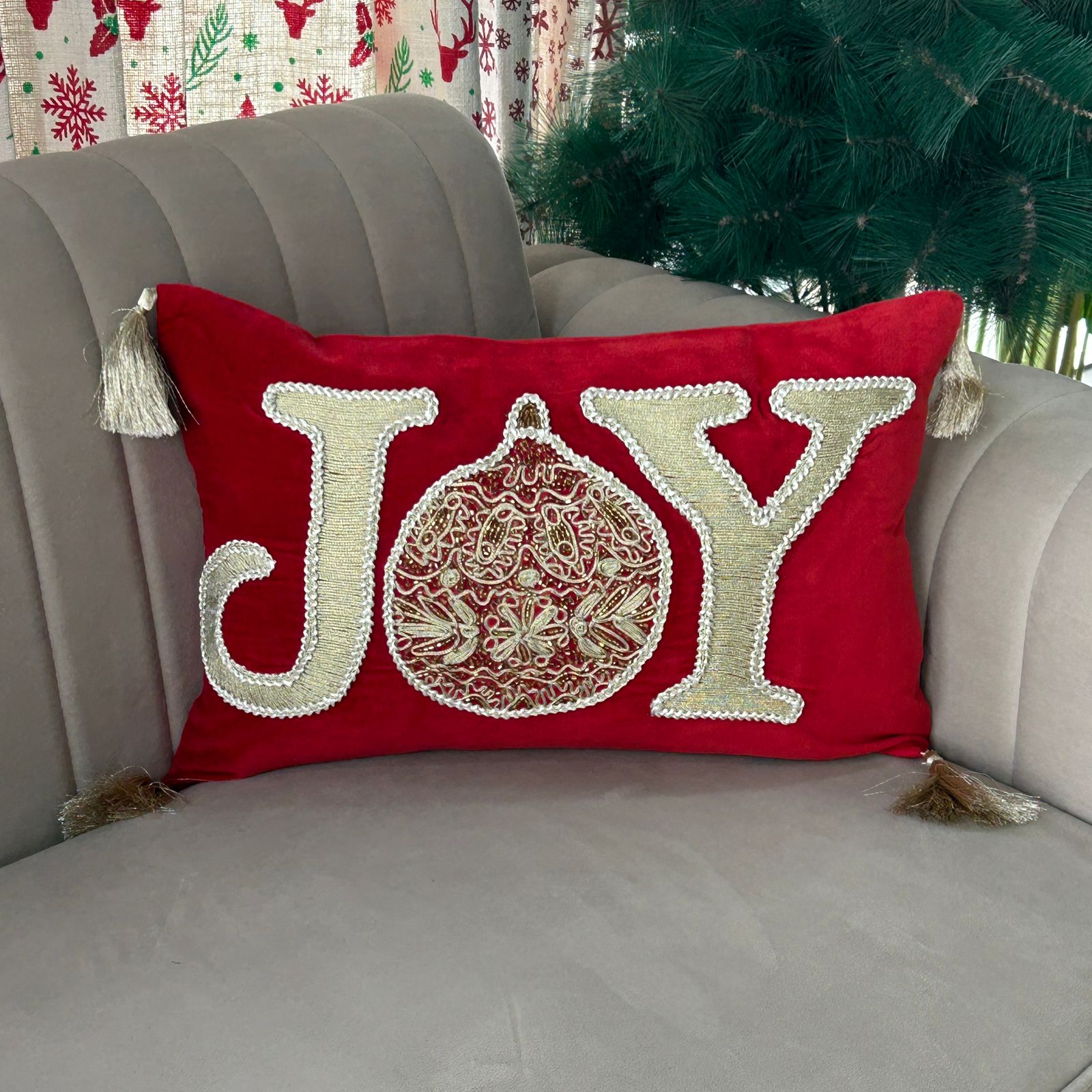 Embroidered Christmas Lumbar Cover
