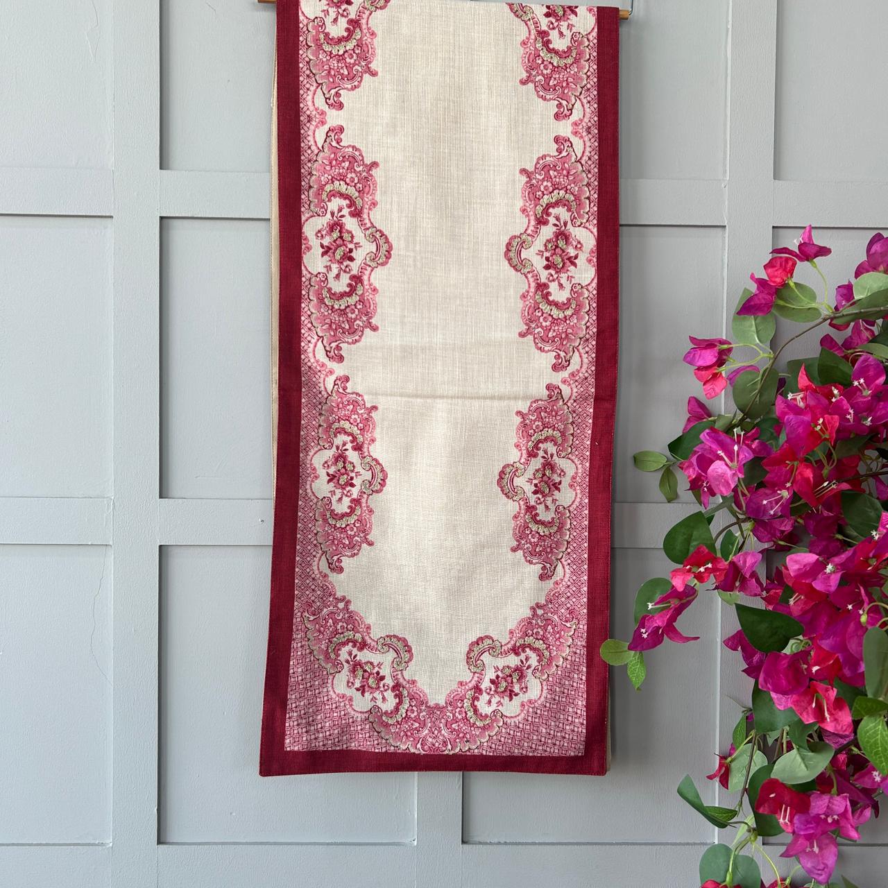 Table Runner