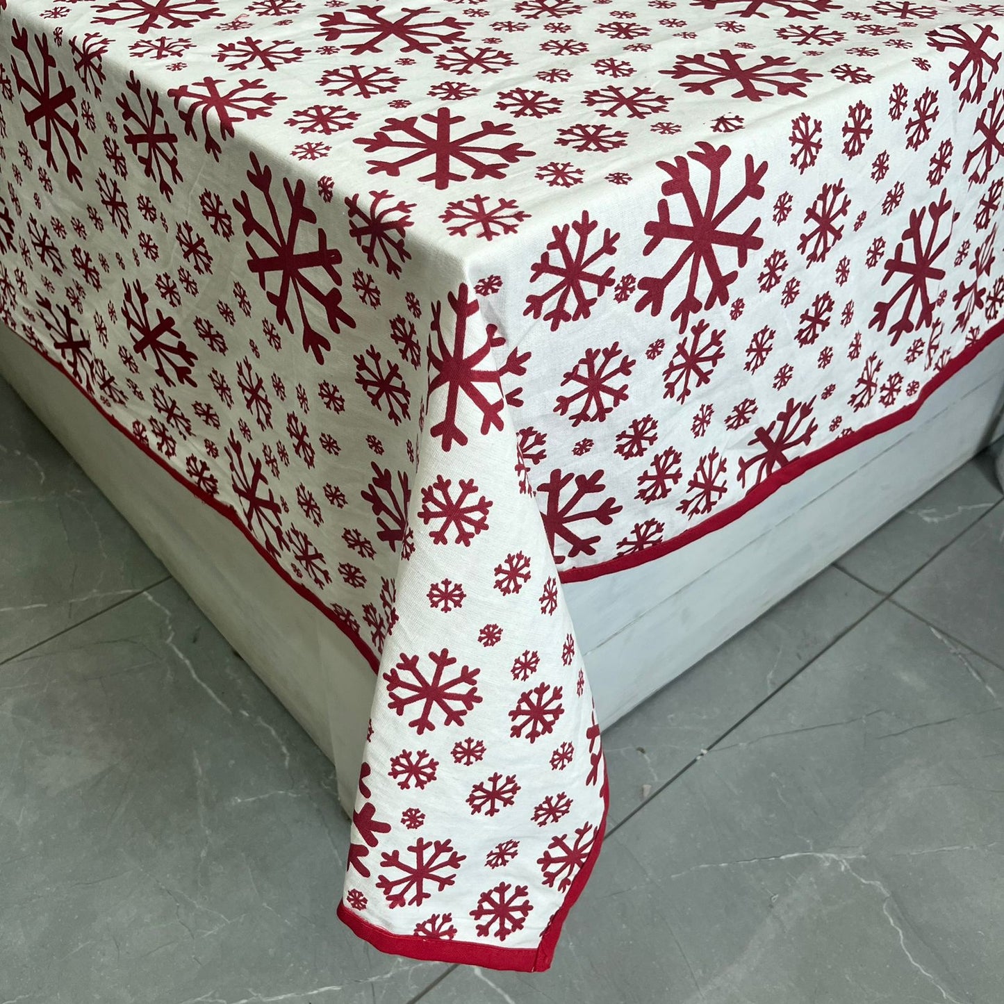 Christmas Dining Sheet Size: 152cm x 228cm (60" x 90") Material: Cotton in just Rs. 900.00, (Christmas Themed Dining Sheet by Export House )