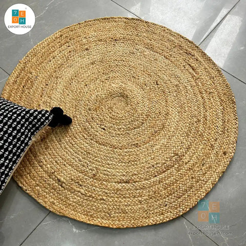 Your Living Room Decor with a Solid 36-Inch Round Jute Rug - Expertly Hand-Woven Beauty