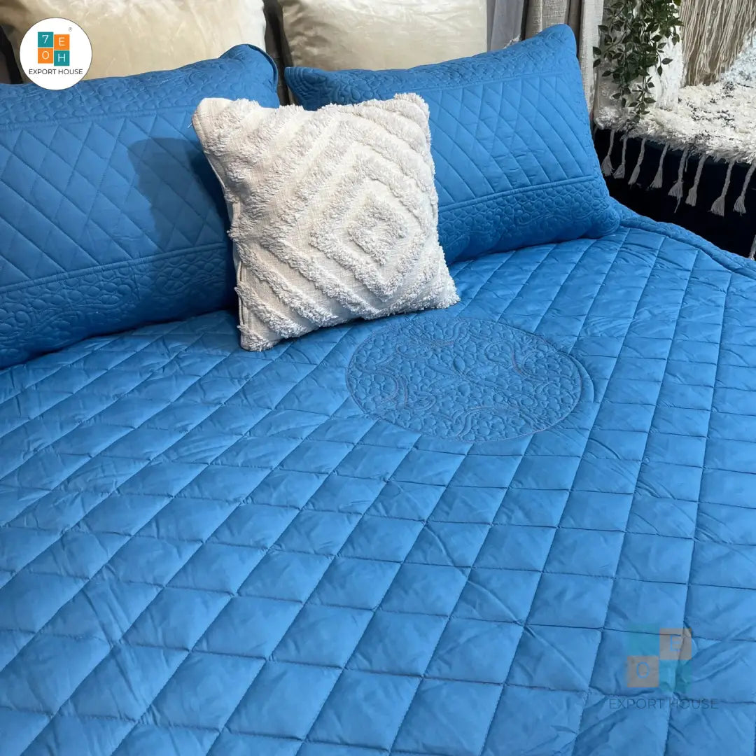 90 x 100 Pure Cotton Quilted Bed Cover - Unmatched Quality and Style!